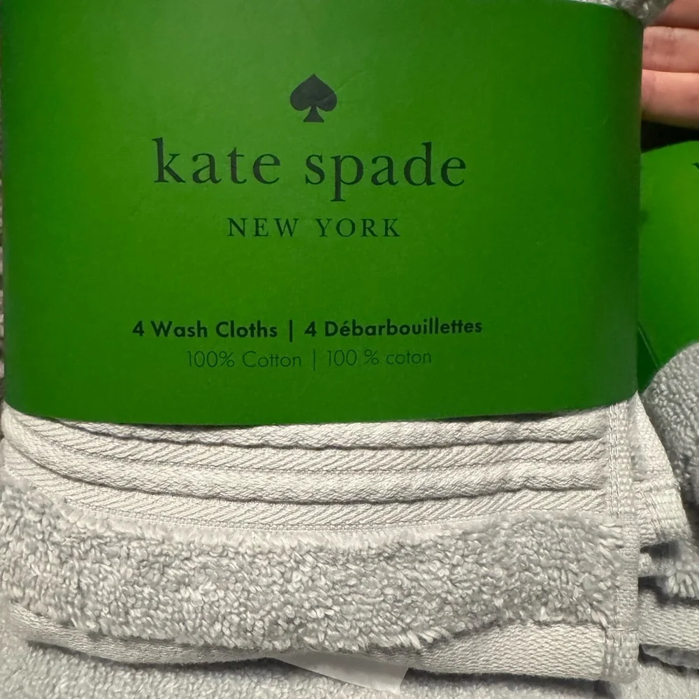 Kate Spade Soft Gray Bath Towel Set
